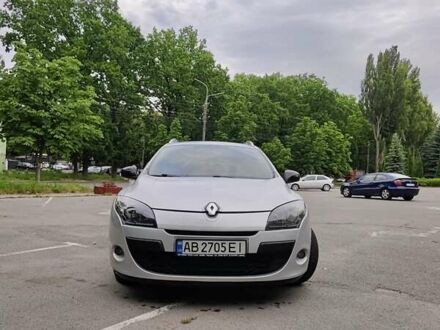 Серый Рено Меган, объемом двигателя 1.46 л и пробегом 250 тыс. км за 6900 $, фото 1 на Automoto.ua