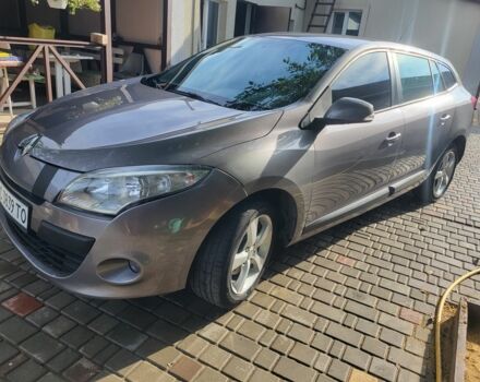 Сірий Рено Меган, об'ємом двигуна 1.5 л та пробігом 310 тис. км за 4992 $, фото 1 на Automoto.ua