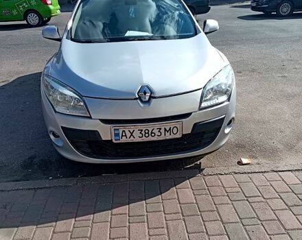 Сірий Рено Меган, об'ємом двигуна 1.5 л та пробігом 22600 тис. км за 7000 $, фото 1 на Automoto.ua