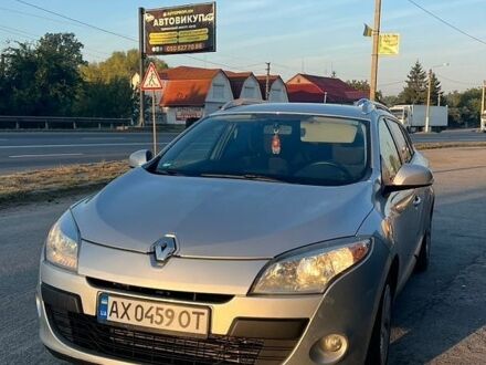 Серый Рено Меган, объемом двигателя 1.46 л и пробегом 304 тыс. км за 6500 $, фото 1 на Automoto.ua
