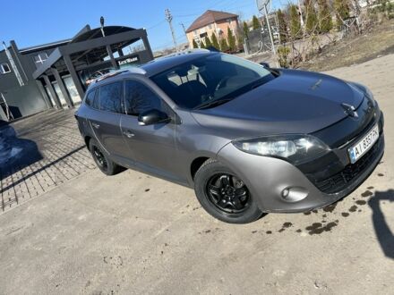 Серый Рено Меган, объемом двигателя 1.5 л и пробегом 3 тыс. км за 5250 $, фото 1 на Automoto.ua