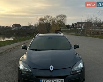 Серый Рено Меган, объемом двигателя 1.46 л и пробегом 230 тыс. км за 6400 $, фото 1 на Automoto.ua