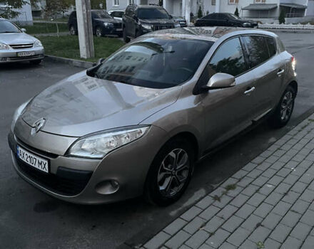 Сірий Рено Меган, об'ємом двигуна 1.46 л та пробігом 255 тис. км за 7700 $, фото 1 на Automoto.ua