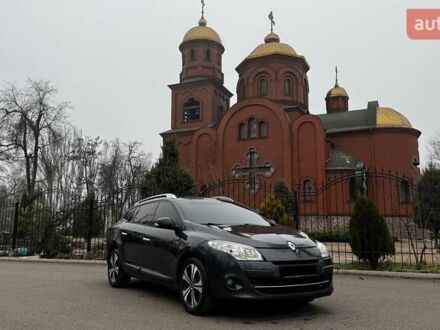 Серый Рено Меган, объемом двигателя 1.46 л и пробегом 193 тыс. км за 7999 $, фото 1 на Automoto.ua