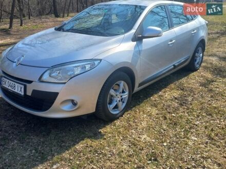 Сірий Рено Меган, об'ємом двигуна 1.5 л та пробігом 195 тис. км за 8450 $, фото 1 на Automoto.ua