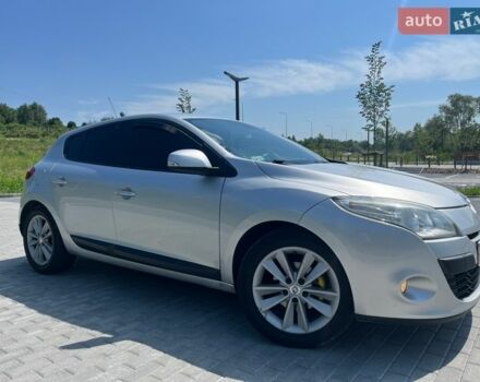 Серый Рено Меган, объемом двигателя 1.5 л и пробегом 211 тыс. км за 6250 $, фото 1 на Automoto.ua