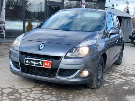 Рено Меган 2011 у Вінниці на Automoto.ua Сірий Рено Меган, об'ємом двигуна 1.4 л та пробігом 207 тис. км за 8190 $, фото 1 на Automoto.ua