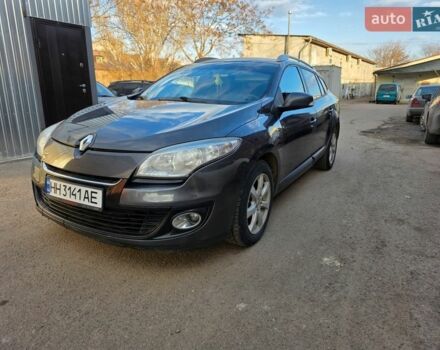 Сірий Рено Меган, об'ємом двигуна 1.46 л та пробігом 293 тис. км за 7150 $, фото 1 на Automoto.ua
