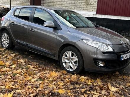 Сірий Рено Меган, об'ємом двигуна 1.5 л та пробігом 220 тис. км за 7200 $, фото 1 на Automoto.ua