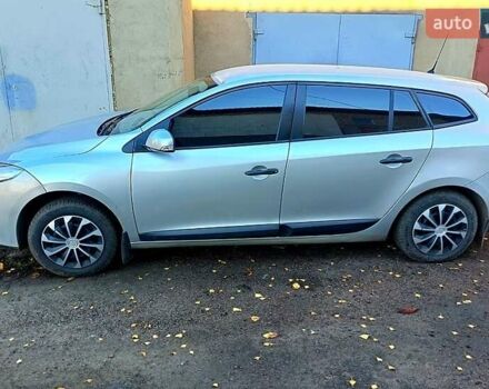 Серый Рено Меган, объемом двигателя 1.5 л и пробегом 23 тыс. км за 6700 $, фото 1 на Automoto.ua