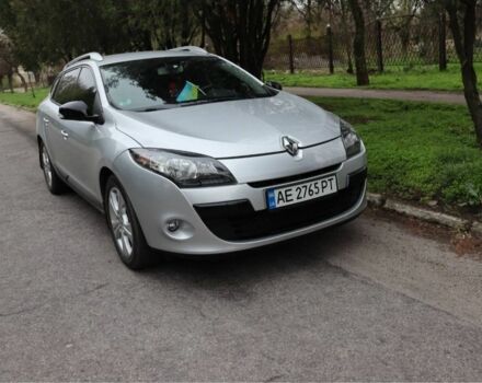 Сірий Рено Меган, об'ємом двигуна 1.5 л та пробігом 138 тис. км за 9000 $, фото 1 на Automoto.ua
