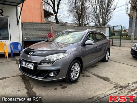 Рено Меган 2012 в Александрие на Automoto.ua Серый Рено Меган, объемом двигателя 1.5 л и пробегом 336 тыс. км за 7500 $, фото 1 на Automoto.ua