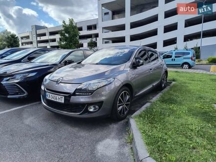 Рено Меган 2012 в Киеве на Automoto.ua Серый Рено Меган, объемом двигателя 1.5 л и пробегом 150 тыс. км за 9000 $, фото 1 на Automoto.ua
