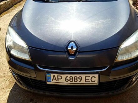 Сірий Рено Меган, об'ємом двигуна 1.5 л та пробігом 208 тис. км за 8000 $, фото 1 на Automoto.ua
