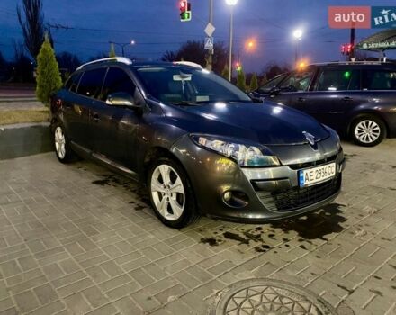 Сірий Рено Меган, об'ємом двигуна 1.46 л та пробігом 260 тис. км за 5800 $, фото 1 на Automoto.ua