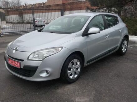 Сірий Рено Меган, об'ємом двигуна 1.6 л та пробігом 171 тис. км за 7499 $, фото 1 на Automoto.ua