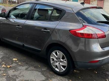 Серый Рено Меган, объемом двигателя 1.46 л и пробегом 210 тыс. км за 7100 $, фото 1 на Automoto.ua