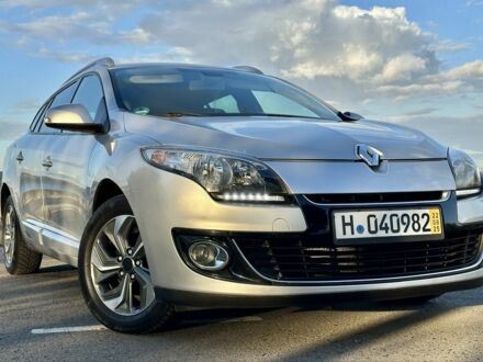 Серый Рено Меган, объемом двигателя 1.6 л и пробегом 277 тыс. км за 7000 $, фото 1 на Automoto.ua