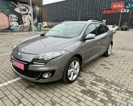 Серый Рено Меган, объемом двигателя 1.6 л и пробегом 176 тыс. км за 9200 $, фото 1 на Automoto.ua