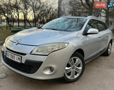 Сірий Рено Меган, об'ємом двигуна 1.46 л та пробігом 230 тис. км за 6700 $, фото 1 на Automoto.ua