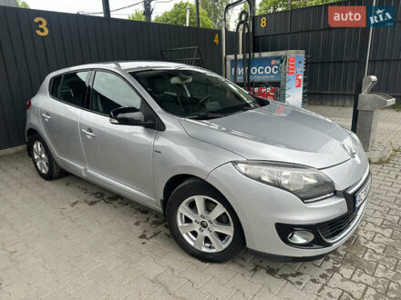 Рено Меган 2012 у Хмельницькому на Automoto.ua Сірий Рено Меган, об'ємом двигуна 1.46 л та пробігом 168 тис. км за 7899 $, фото 1 на Automoto.ua