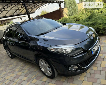 Серый Рено Меган, объемом двигателя 1.46 л и пробегом 202 тыс. км за 8999 $, фото 1 на Automoto.ua