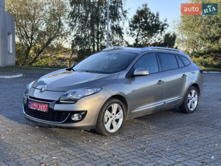 Рено Меган 2012 в Луцке на Automoto.ua Серый Рено Меган, объемом двигателя 1.5 л и пробегом 237 тыс. км за 8599 $, фото 1 на Automoto.ua