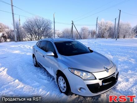 Сірий Рено Меган, об'ємом двигуна 1.6 л та пробігом 20600 тис. км за 8700 $, фото 1 на Automoto.ua