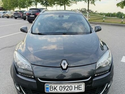 Рено Меган 2012 в Кременце на Automoto.ua Серый Рено Меган, объемом двигателя 1.5 л и пробегом 168 тыс. км за 6550 $, фото 1 на Automoto.ua