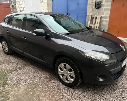 Серый Рено Меган, объемом двигателя 1.5 л и пробегом 3 тыс. км за 6300 $, фото 1 на Automoto.ua