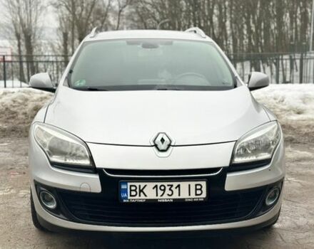 Сірий Рено Меган, об'ємом двигуна 1.46 л та пробігом 389 тис. км за 6399 $, фото 1 на Automoto.ua