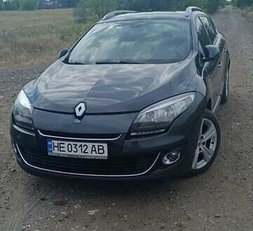 Серый Рено Меган, объемом двигателя 1.46 л и пробегом 245 тыс. км за 8250 $, фото 1 на Automoto.ua