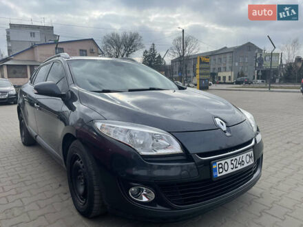 Рено Меган 2012 у Дубно на Automoto.ua Сірий Рено Меган, об'ємом двигуна 1.5 л та пробігом 230 тис. км за 8100 $, фото 1 на Automoto.ua