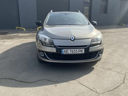 Серый Рено Меган, объемом двигателя 1.5 л и пробегом 260 тыс. км за 7600 $, фото 1 на Automoto.ua