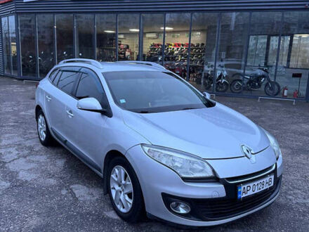 Серый Рено Меган, объемом двигателя 1.46 л и пробегом 203 тыс. км за 7999 $, фото 1 на Automoto.ua