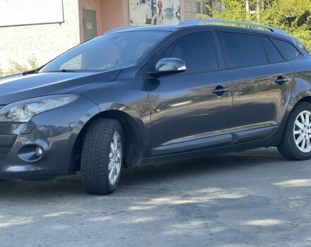 Сірий Рено Меган, об'ємом двигуна 1.5 л та пробігом 300 тис. км за 7800 $, фото 1 на Automoto.ua
