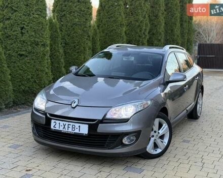 Серый Рено Меган, объемом двигателя 1.5 л и пробегом 270 тыс. км за 7950 $, фото 1 на Automoto.ua