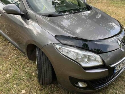 Сірий Рено Меган, об'ємом двигуна 1.46 л та пробігом 238 тис. км за 8200 $, фото 1 на Automoto.ua
