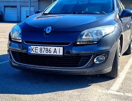 Сірий Рено Меган, об'ємом двигуна 1.5 л та пробігом 224 тис. км за 6450 $, фото 1 на Automoto.ua