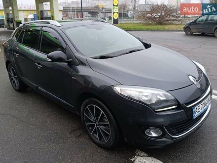 Серый Рено Меган, объемом двигателя 1.46 л и пробегом 237 тыс. км за 8200 $, фото 1 на Automoto.ua