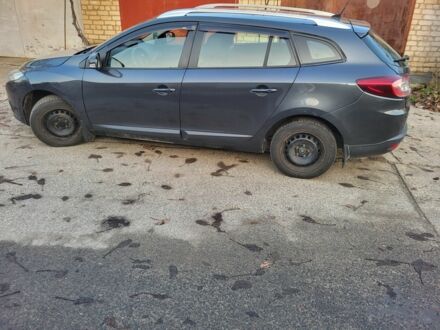 Серый Рено Меган, объемом двигателя 1.5 л и пробегом 175 тыс. км за 8000 $, фото 1 на Automoto.ua