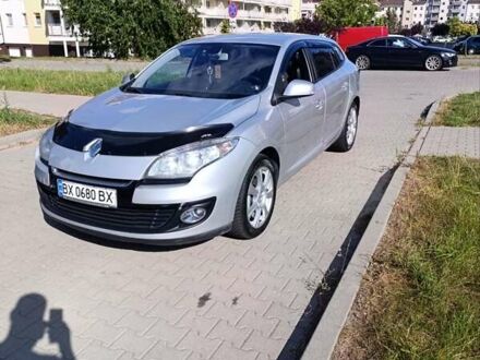 Рено Меган 2012 в Хмельницком на Automoto.ua Серый Рено Меган, объемом двигателя 1.5 л и пробегом 318 тыс. км за 6900 $, фото 1 на Automoto.ua