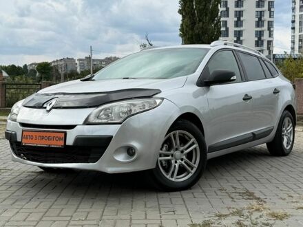 Сірий Рено Меган, об'ємом двигуна 1.46 л та пробігом 240 тис. км за 6200 $, фото 1 на Automoto.ua