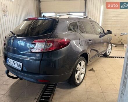 Серый Рено Меган, объемом двигателя 1.46 л и пробегом 230 тыс. км за 3500 $, фото 1 на Automoto.ua