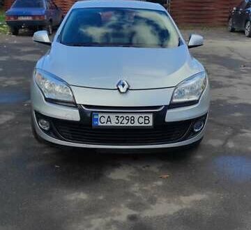 Серый Рено Меган, объемом двигателя 1.5 л и пробегом 246 тыс. км за 7800 $, фото 1 на Automoto.ua