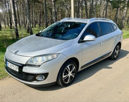 Серый Рено Меган, объемом двигателя 1.5 л и пробегом 311 тыс. км за 5715 $, фото 1 на Automoto.ua
