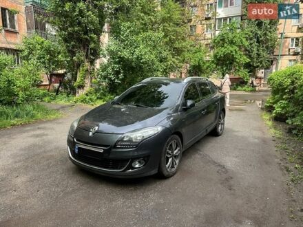 Сірий Рено Меган, об'ємом двигуна 1.46 л та пробігом 283 тис. км за 8500 $, фото 1 на Automoto.ua