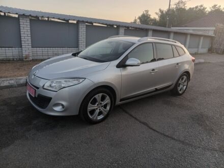 Серый Рено Меган, объемом двигателя 1.5 л и пробегом 280 тыс. км за 8300 $, фото 1 на Automoto.ua