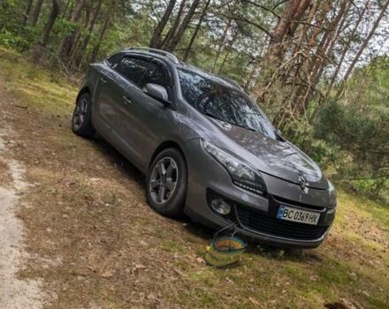 Сірий Рено Меган, об'ємом двигуна 1.46 л та пробігом 320 тис. км за 7100 $, фото 1 на Automoto.ua