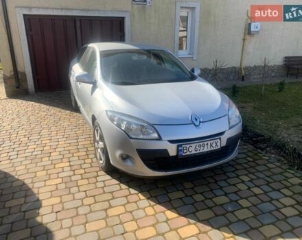 Сірий Рено Меган, об'ємом двигуна 1.46 л та пробігом 251 тис. км за 6200 $, фото 1 на Automoto.ua